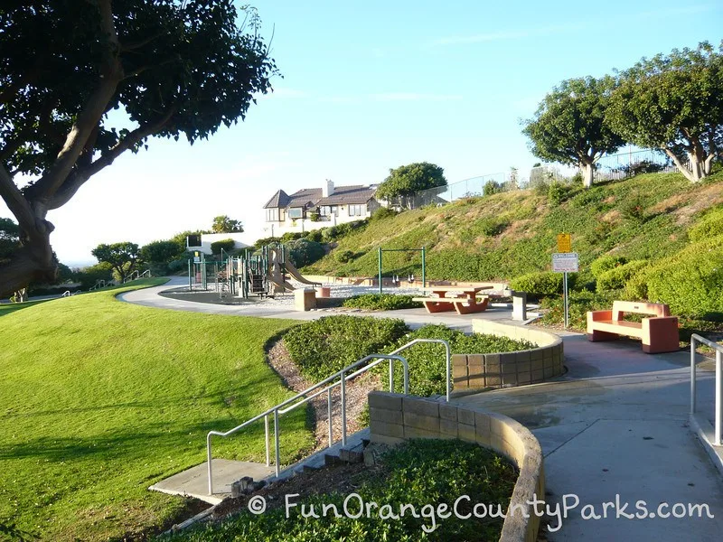 spyglass hill park newport beach - playground area with benches