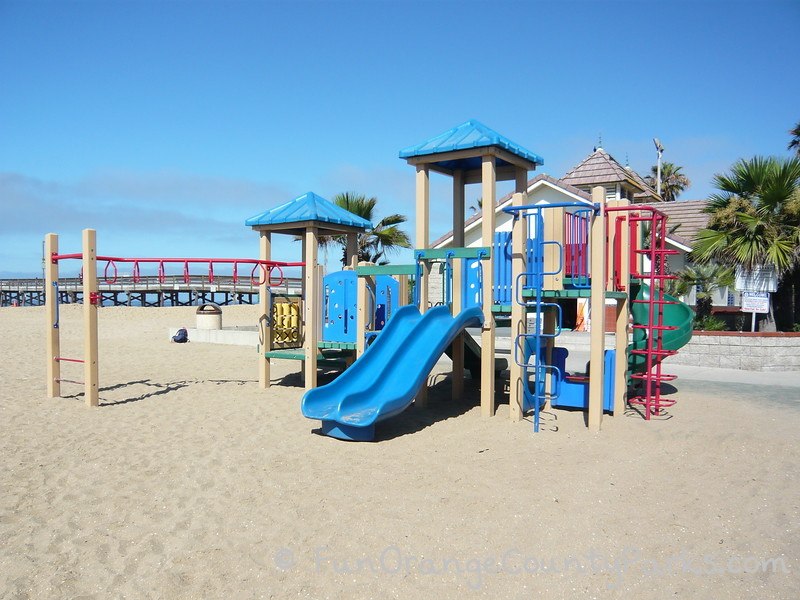 Balboa Pier and Peninsula Park in Newport Beach