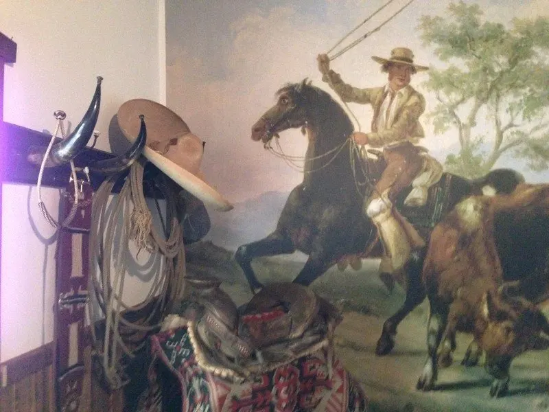 heritage hill historical park lake forest - mural in children's room