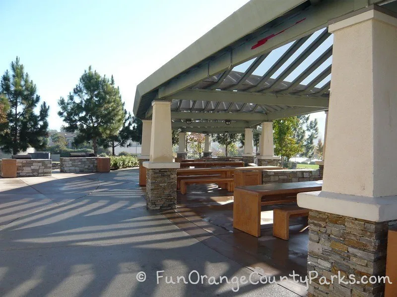 Picnic area at Laguna Hills Dino Park