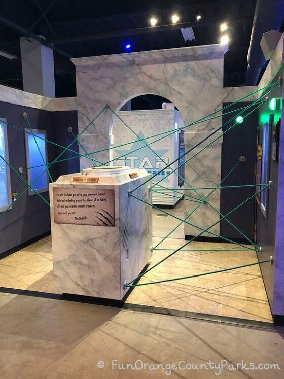 discovery cube oc - laser room