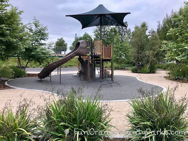 vista del verde yorba linda - older kid playground