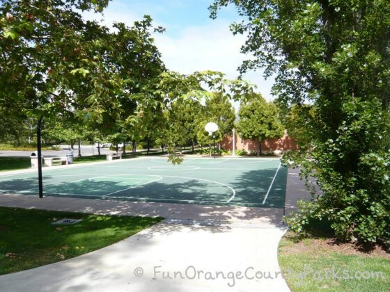 arroyo park newport beach basketball court