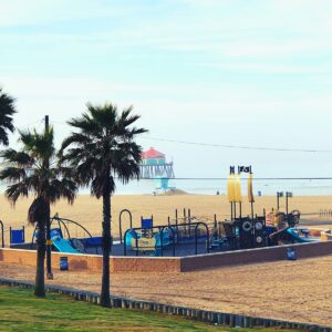 Huntington Beach Playground Near Pier (All Inclusive)