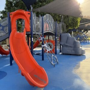 Sweet Shade Park in Irvine with Universal Playground